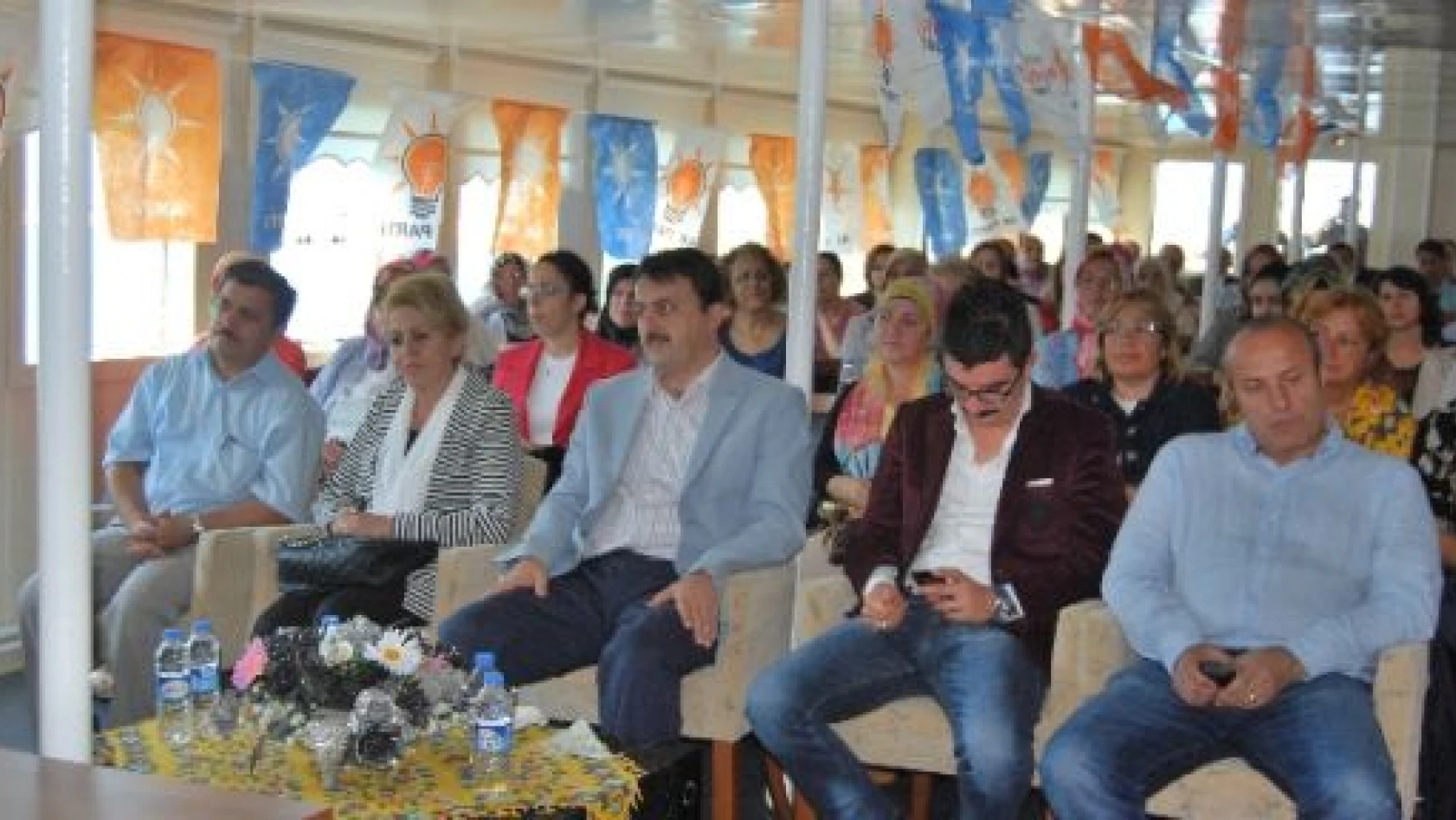 Ak Parti Kastamonu İl Danışma Meclisi Toplantısı 