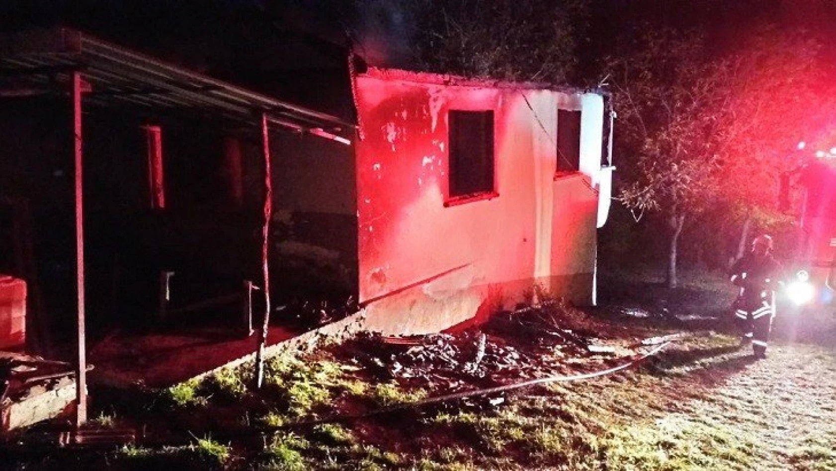 Araç'ta çıkan yangında 1 kişi hayatını kaybetti