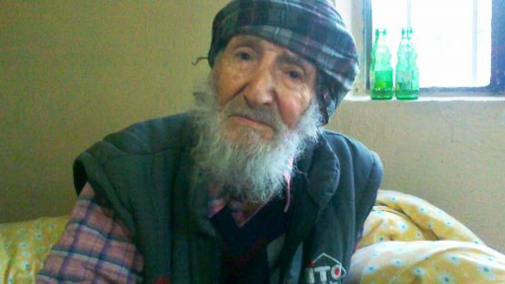 Asırlık 'Şeker Dede' hayatını kaybetti