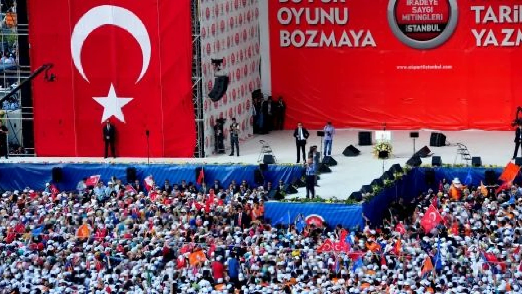 Başbakan Erdoğan, uluslararası medyayı eleştirdi