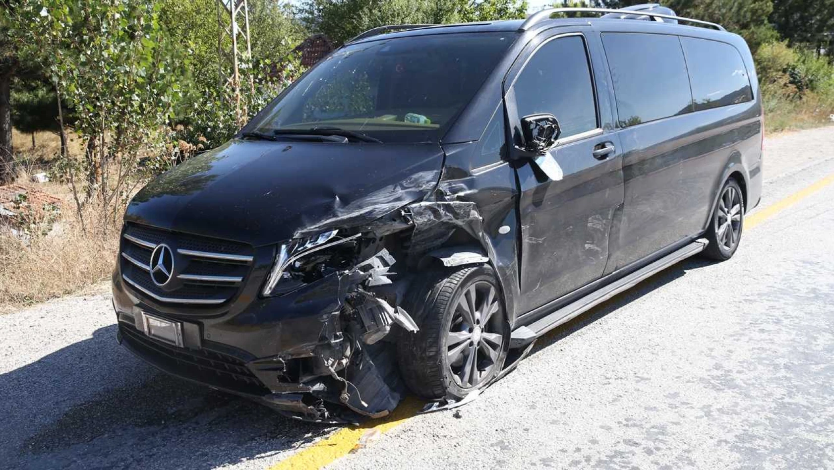 Başkan Vidinlioğlu, trafik kazası geçirdi