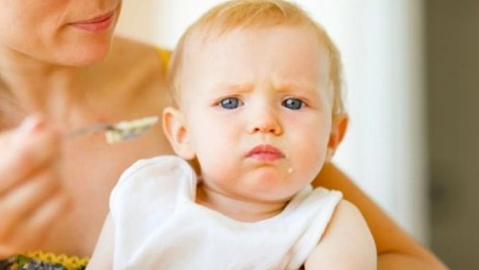Bebeklerin sebepsiz ağlamasının nedeni 'kolik dönemi'