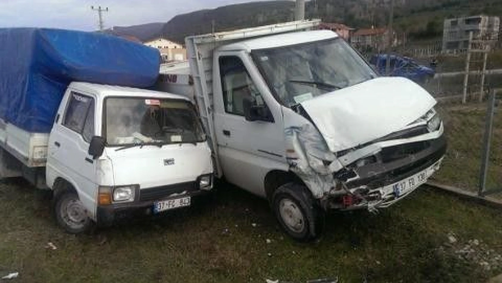Cide'de Trafik Kazası: 1 Ağır Yaralı 