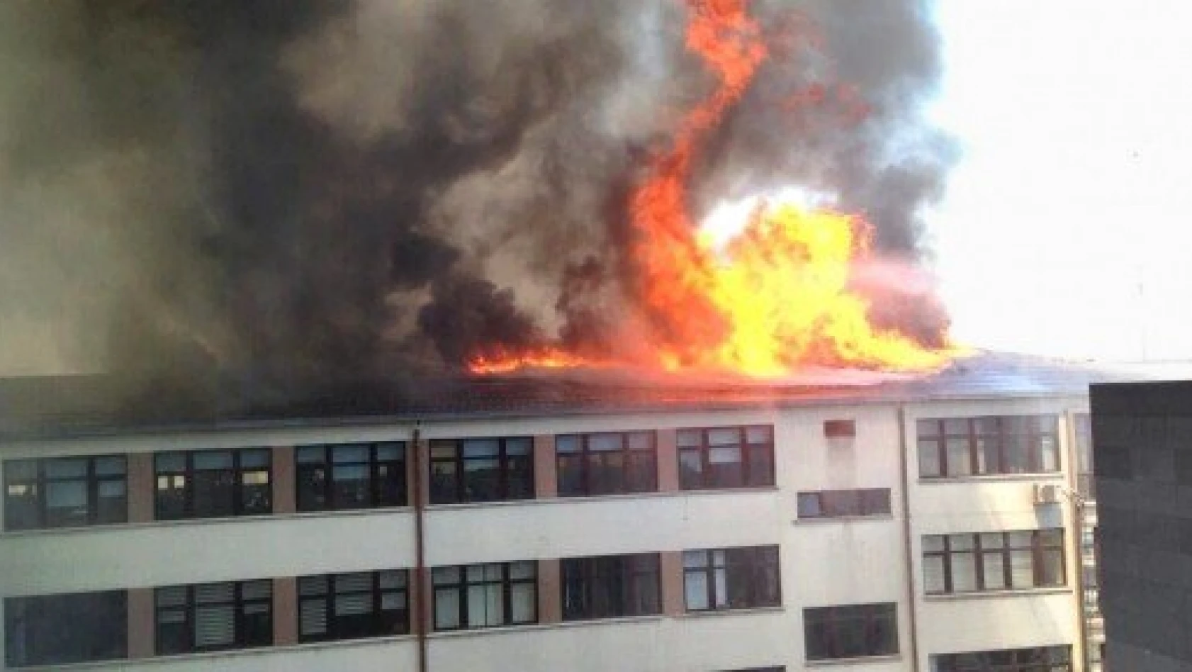 DHMİ Ankara merkez binasında yangın 