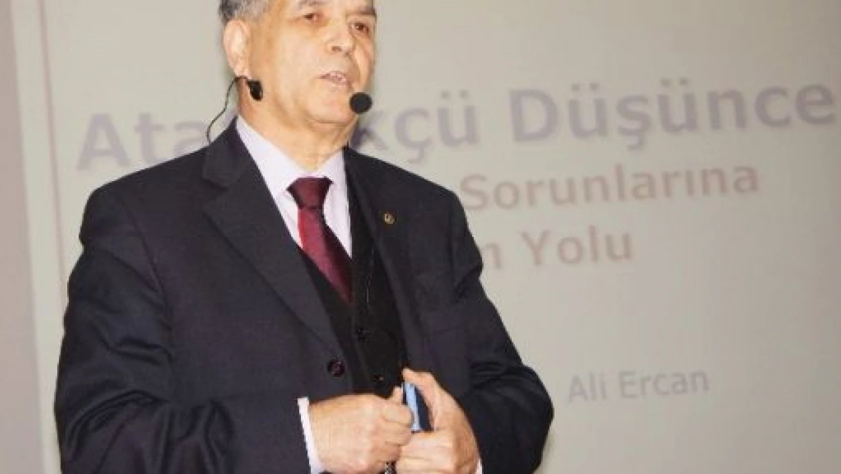 Ercan, Kastamonu'da 'Atatürkçü Düşünce Sistemi'ni Anlattı 