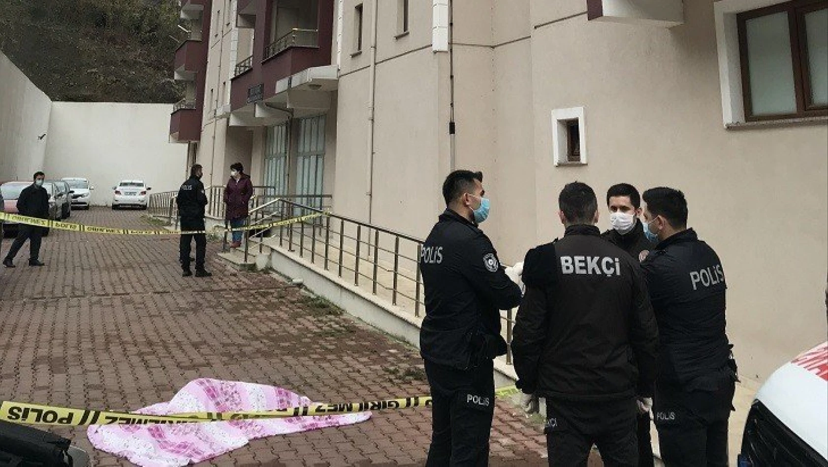 İnebolu'da pencereden düşen çocuk hayatını kaybetti