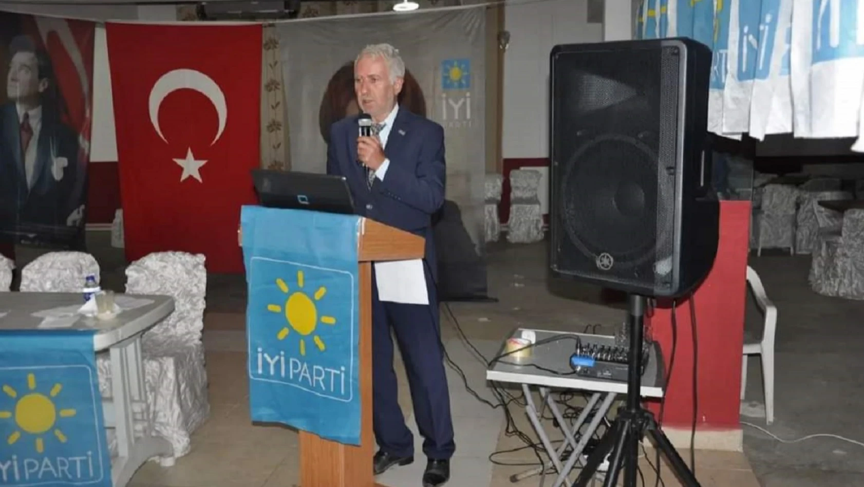 İYİ Parti'de Yirmibeşoğlu güven tazeledi