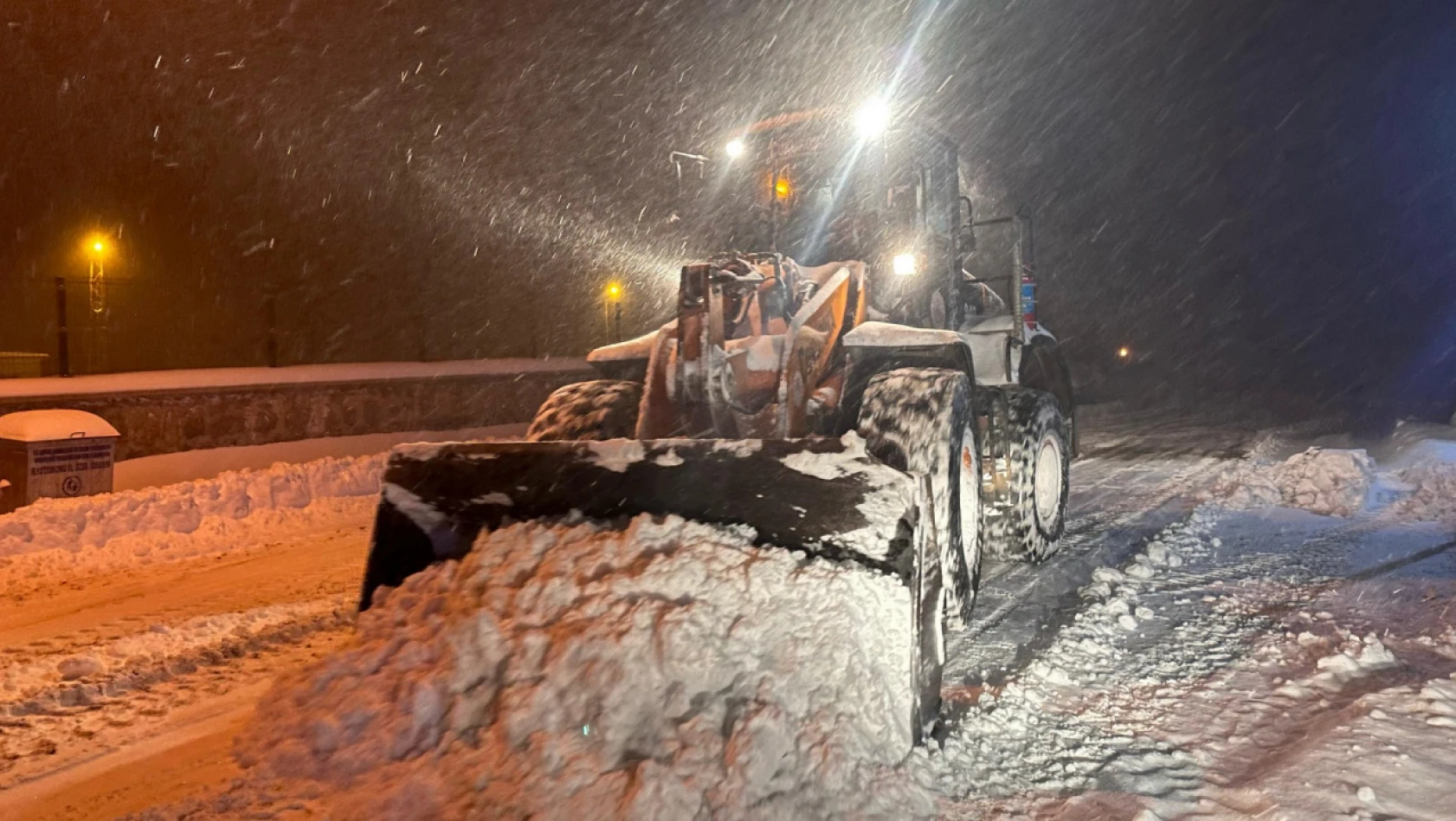 Kastamonu'da kar yağısı etkili oluyor