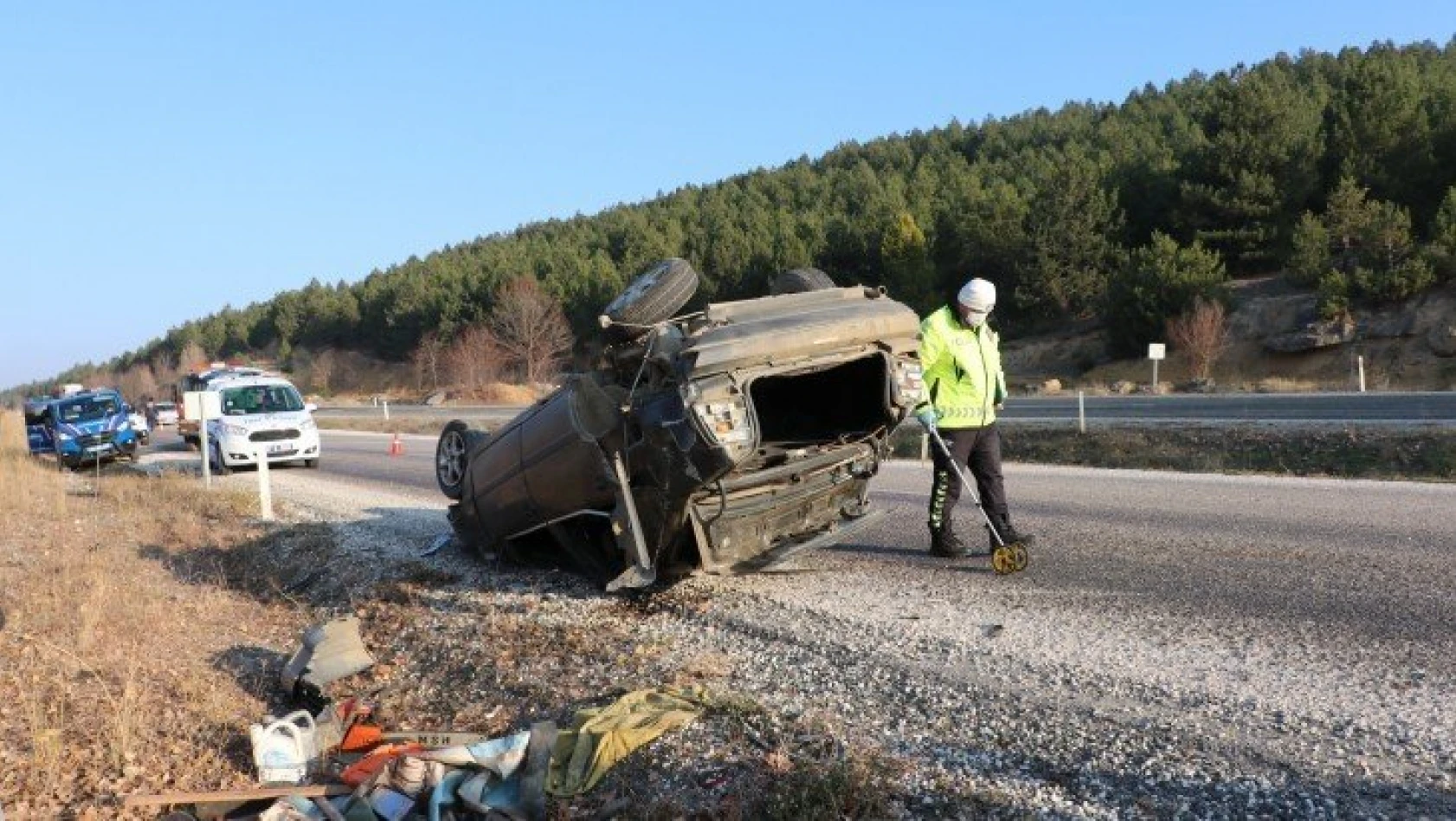 Kastamonu'da otomobil devrildi: 3 yaralı