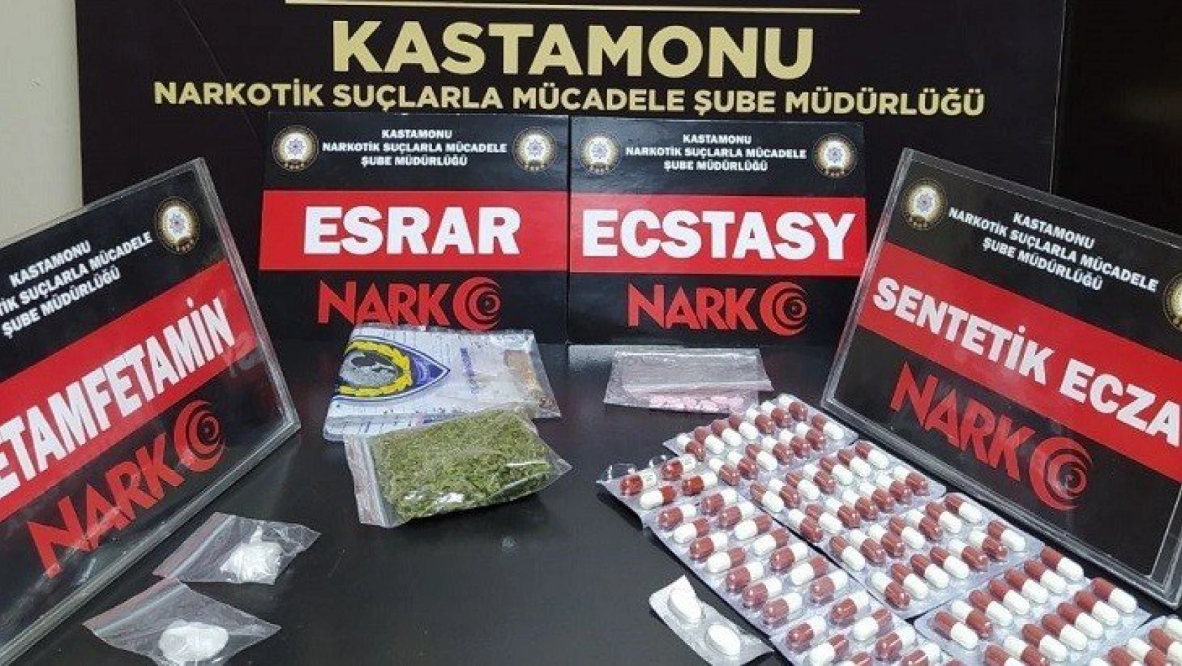 Kastamonu'da uyuşturucu ve kaçakçılık operasyonu : 4 kişi yakalandı