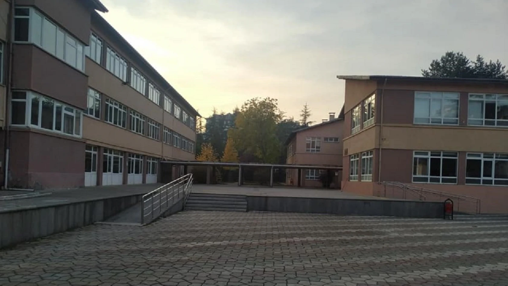Kastamonu Eğitim Fakültesi binası taşınıyor