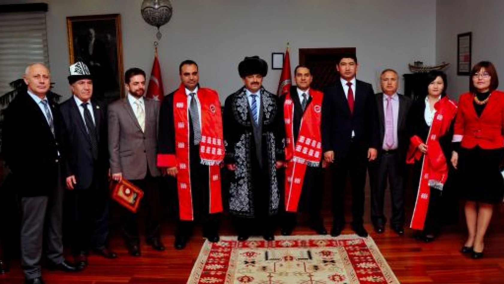 Kastamonu Üniversitesi, Türk Dünyasına Açıldı