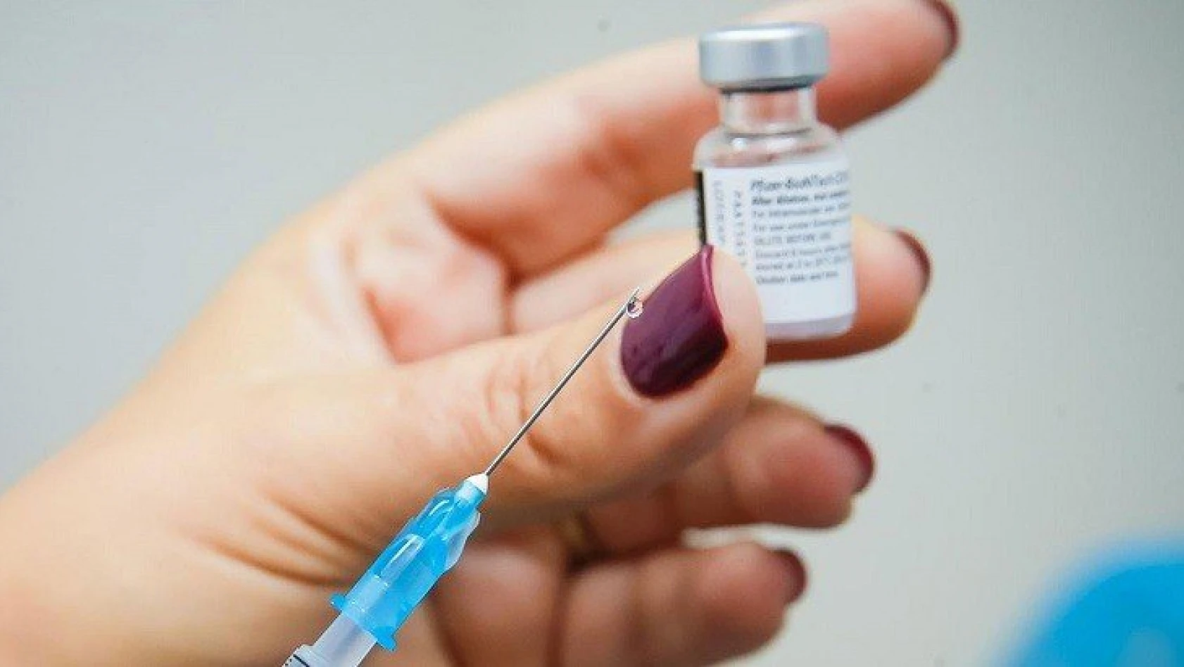 Koronavirüs aşıları kısırlık yapıyor mu?