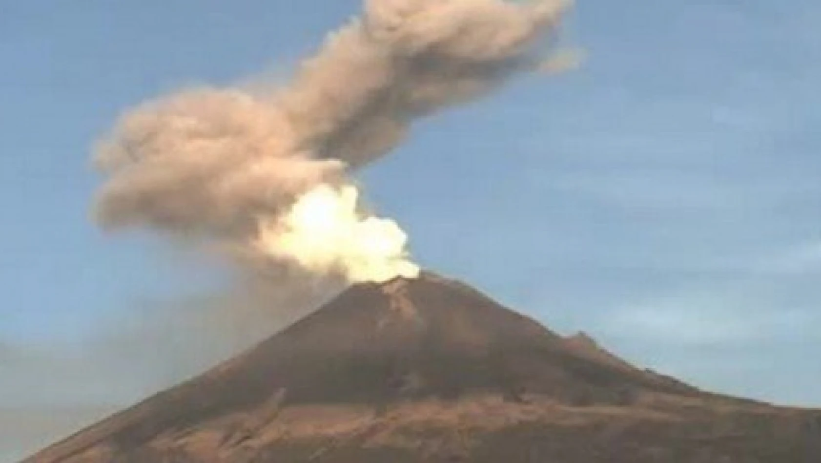 Meksika'da yanardağ alarmı: Volkan böyle faaliyete geçti