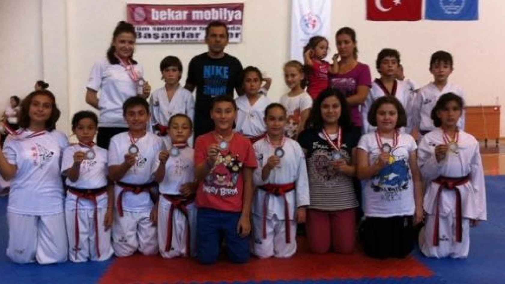 Bartın'lı Minik Taekwondocular Karaman'da 