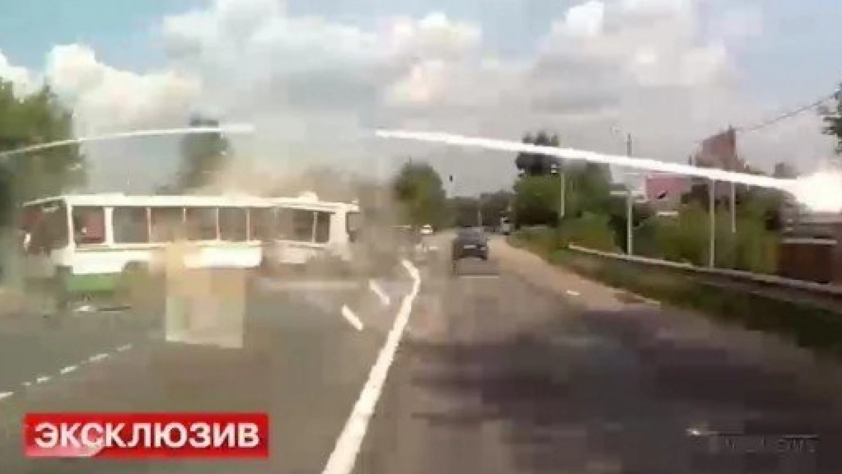 Moskova'daki otobüs kaza anı görüntüleri yayınlandı ölü sayısı 20'ye çıktı