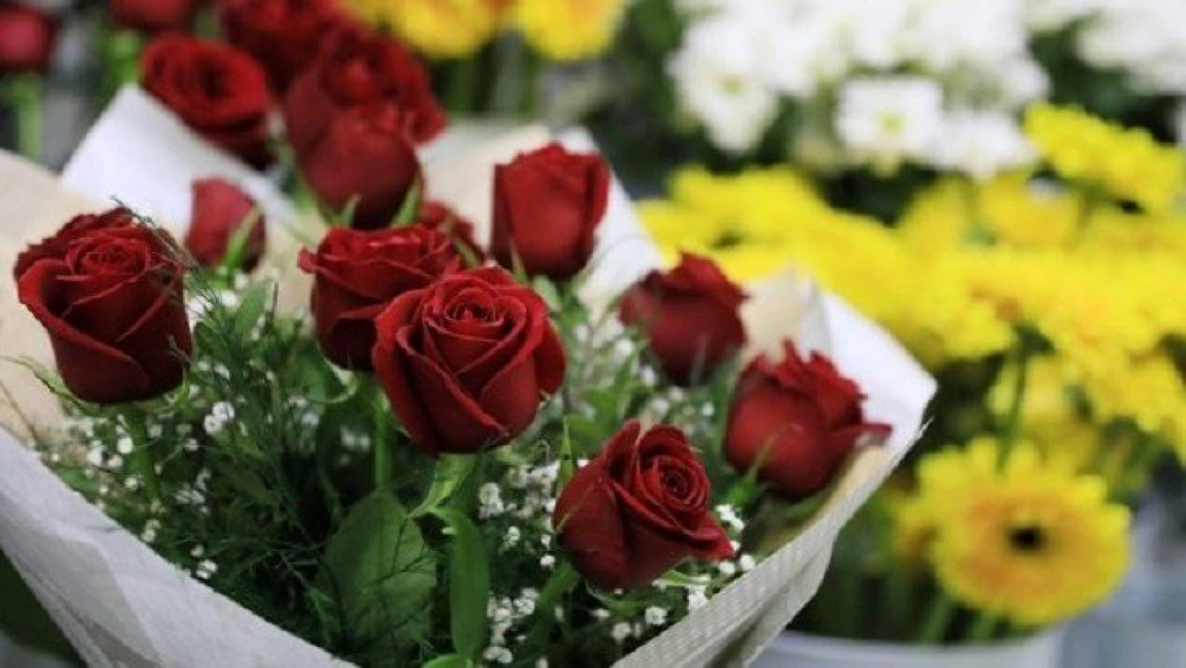 Sevgililer Günü'nde çiçekçiler belirli saatlerde açık olacak
