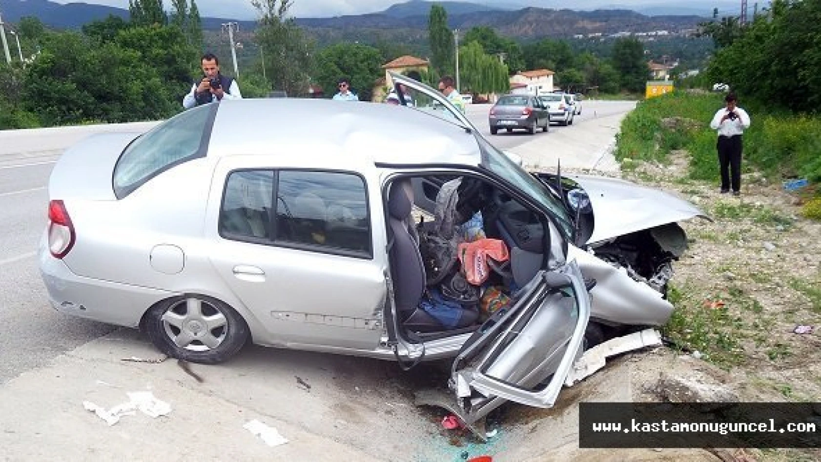 Trafik Kazalarında 13 Kişi Öldü