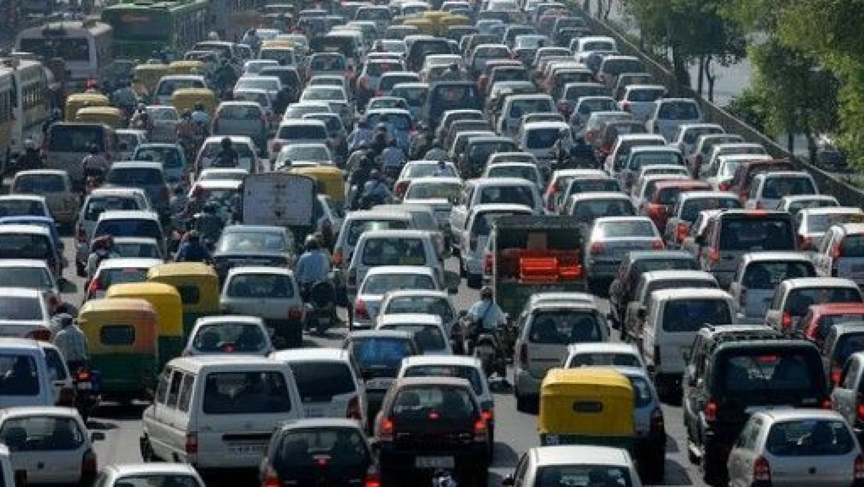 Trafikteki araç sayısı 17,5 milyona yaklaştı