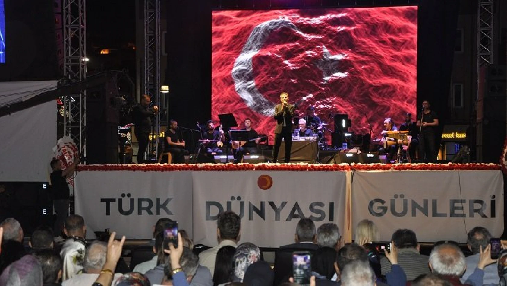 Türk Dünyası Günleri çeşitli etkinliklerle sürüyor