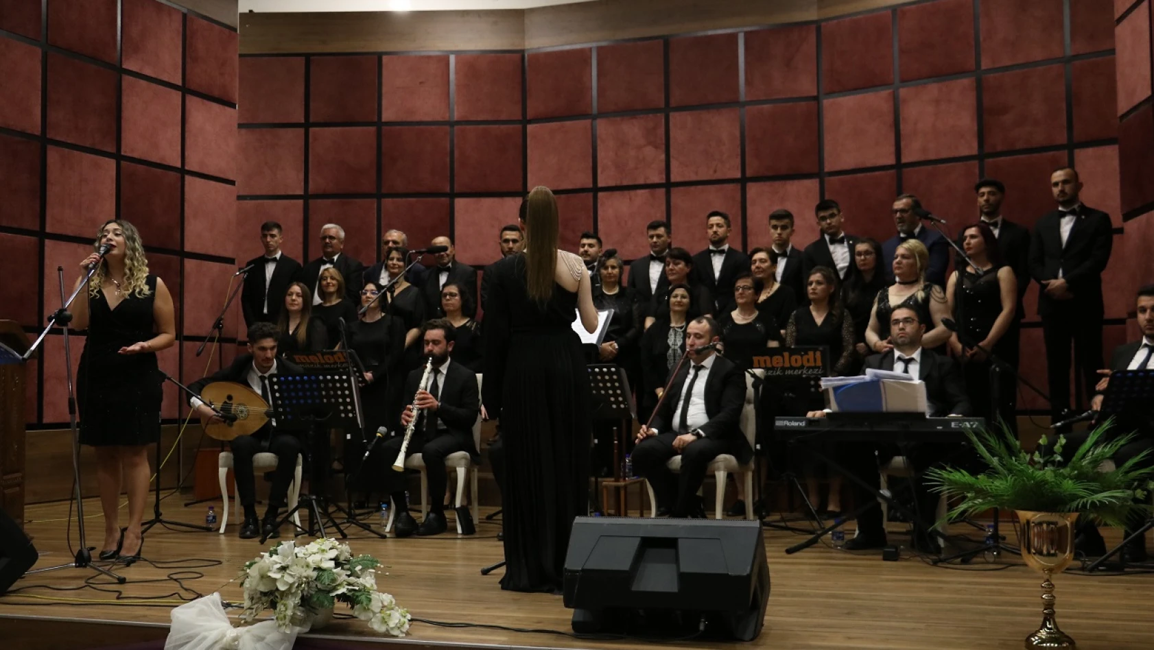 Türk Müziği Korosu'ndan konser