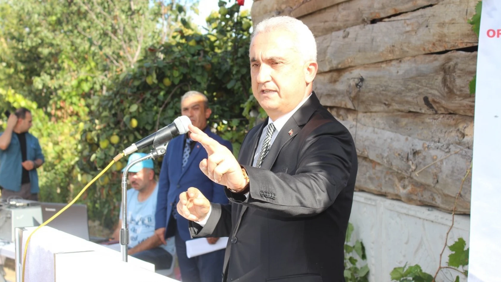 Vali Çakır, Tosya'da tarım programlarına katıldı