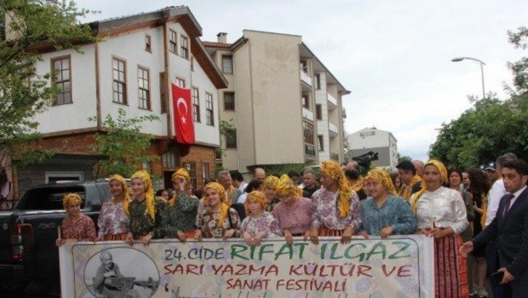 24. Cide Rıfat Ilgaz Sarı Yazma Kültür ve Sanat Festivali başladı