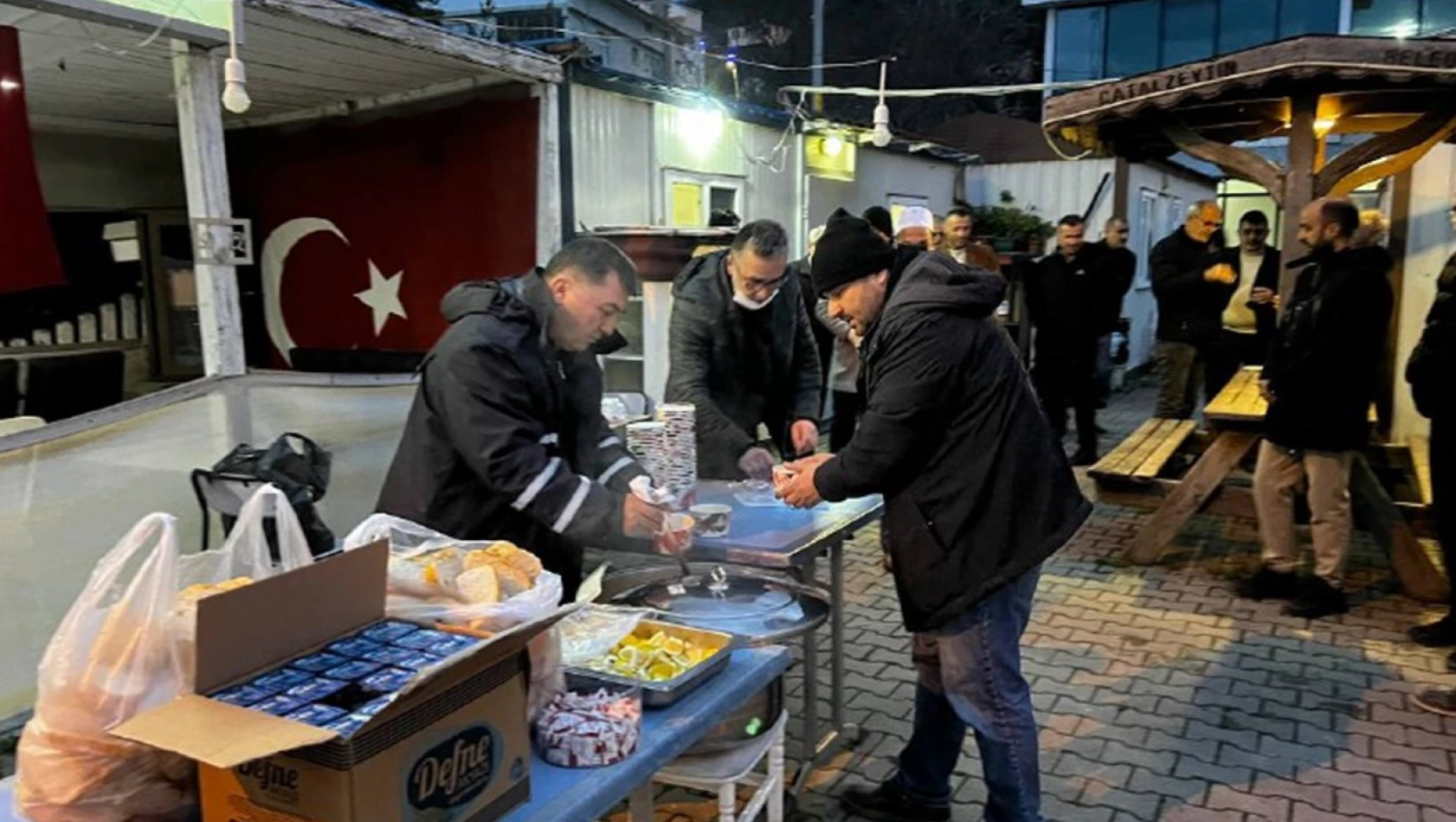 Depremde hayatını kaybedenler Çatalzeytin'de anıldı