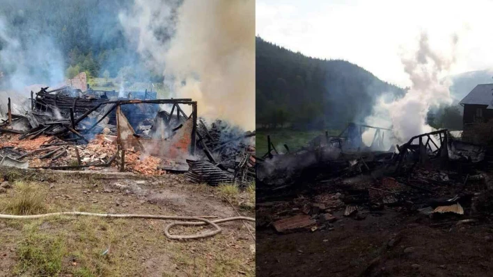 Azdavay'da yanan ev küle döndü