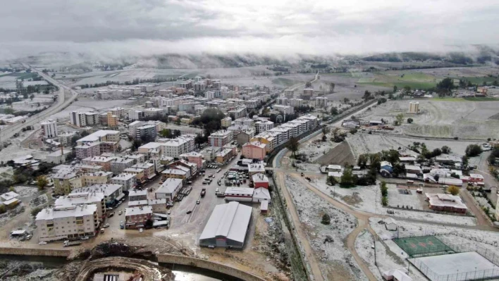 Kış erken geldi! Kar kalınlığı 15 santimetreye ulaştı